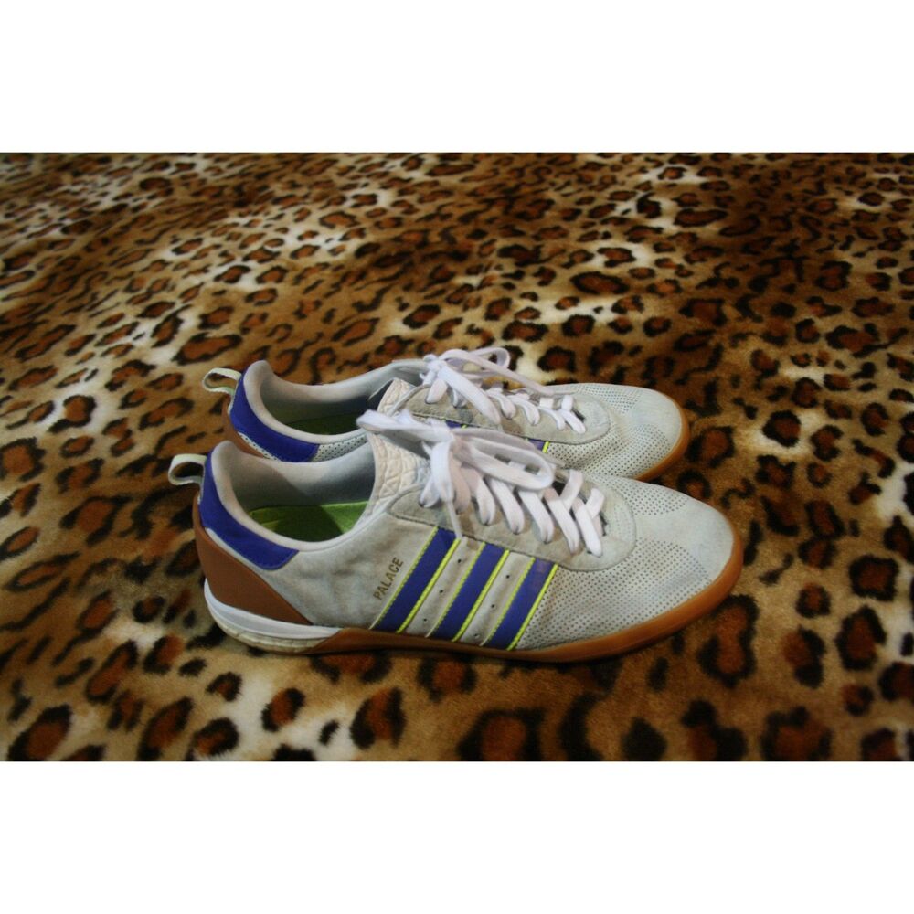 Palace Streewear Y2K Vintage Adidas Sambas White and Blue Size 9